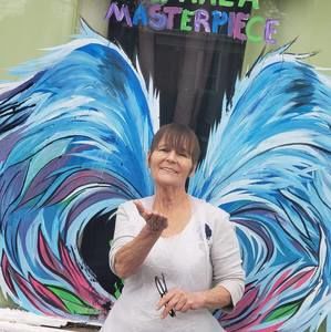 Meet your Posher, Tina